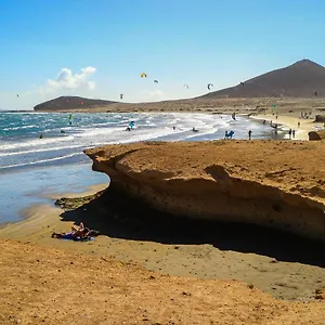 https://nayra.in-canary-islands.com